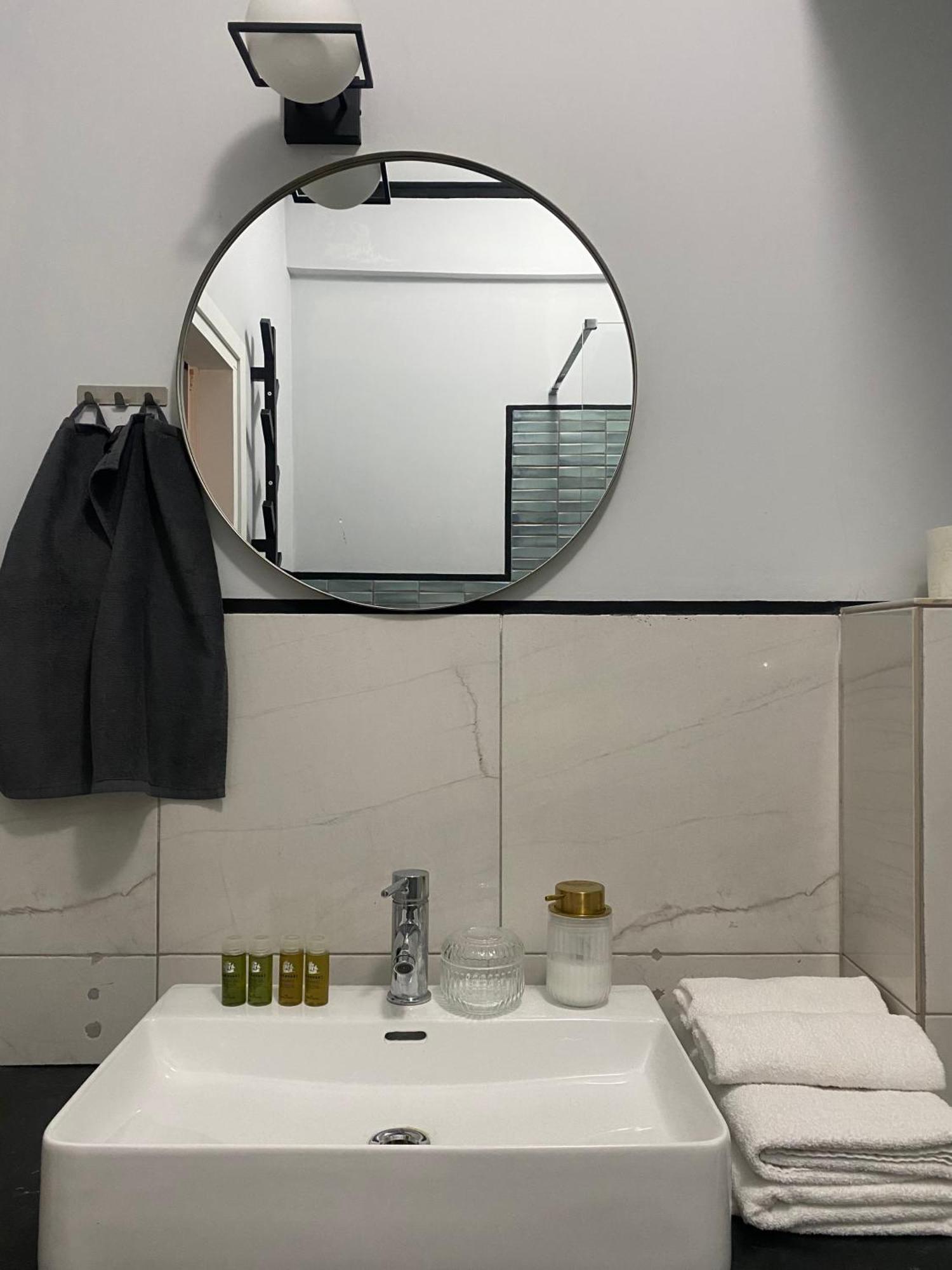 אתונה 5 Rooms מראה חיצוני תמונה